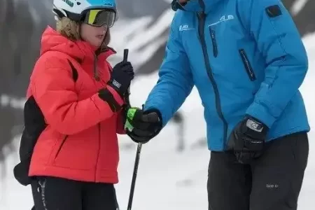Learn-to-ski-Kashmir Wildsnow.in